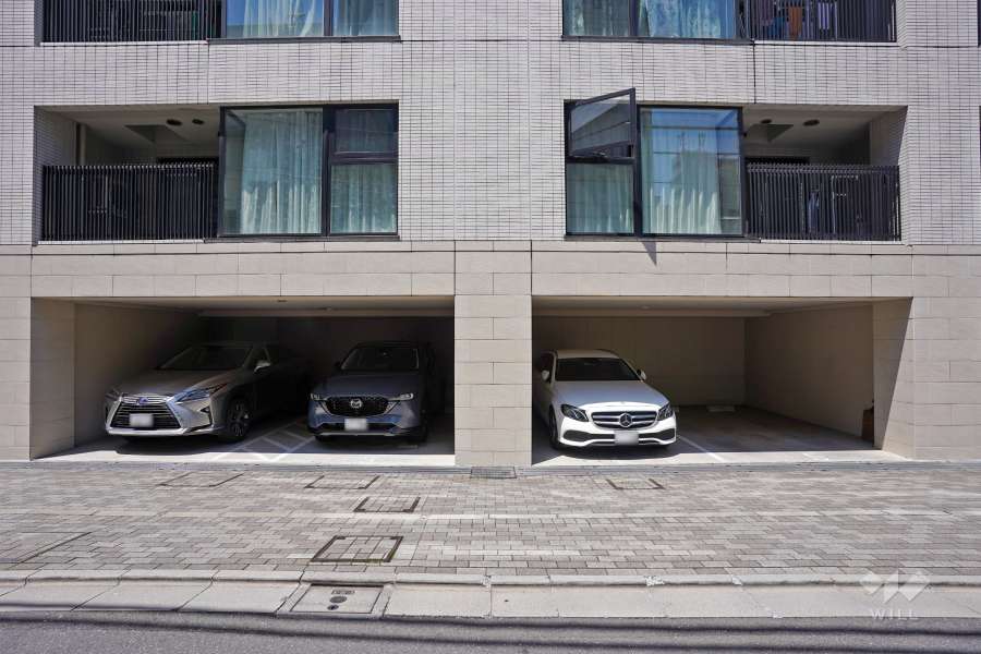 敷地内駐車場（屋内平面式）