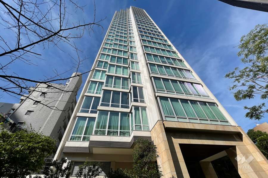 パークタワー芝公園の外観（南側から）