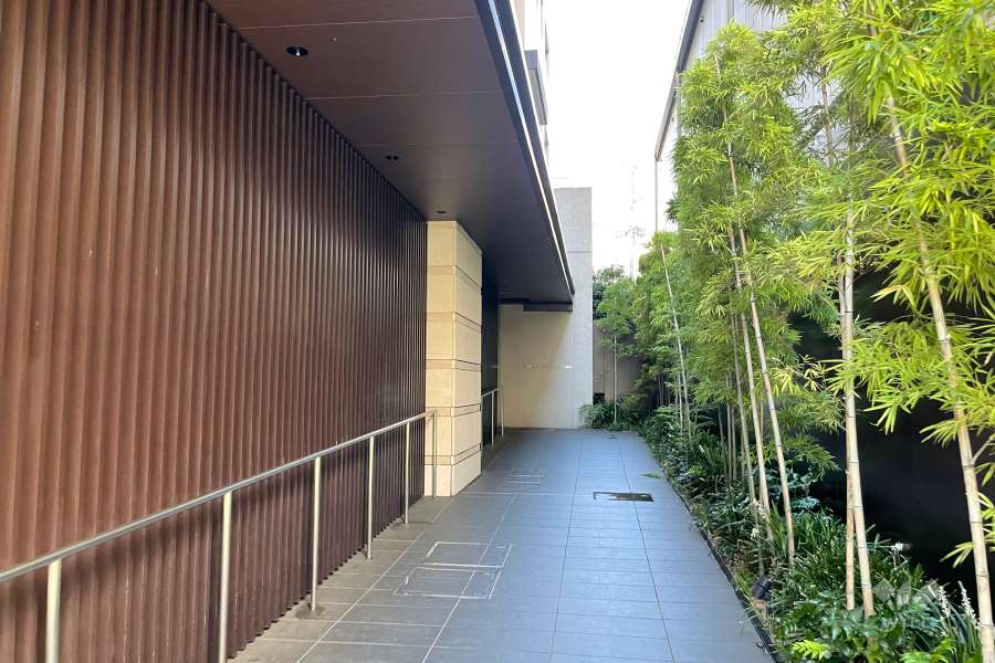 エントランスアプローチ