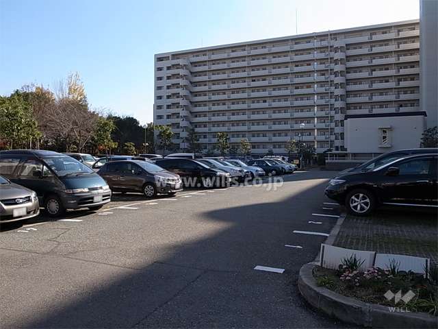 敷地内駐車場（屋外平面式）