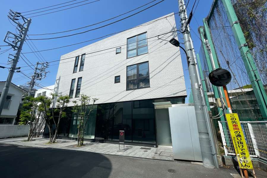 ザレジデンシャル北青山の外観（北東側から）