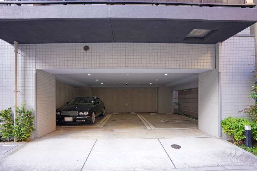 敷地内駐車場（屋内平面式）