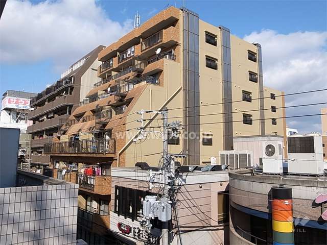 ダイアパレス尼崎の外観（南東側から）