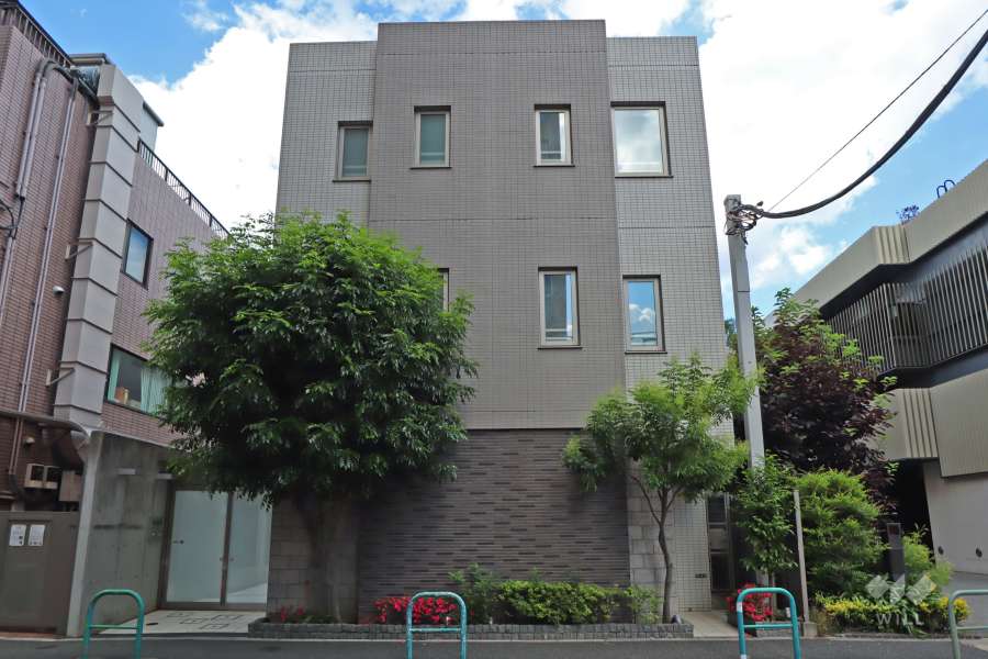オープンレジデンス南青山イーストテラスの外観(西側から)