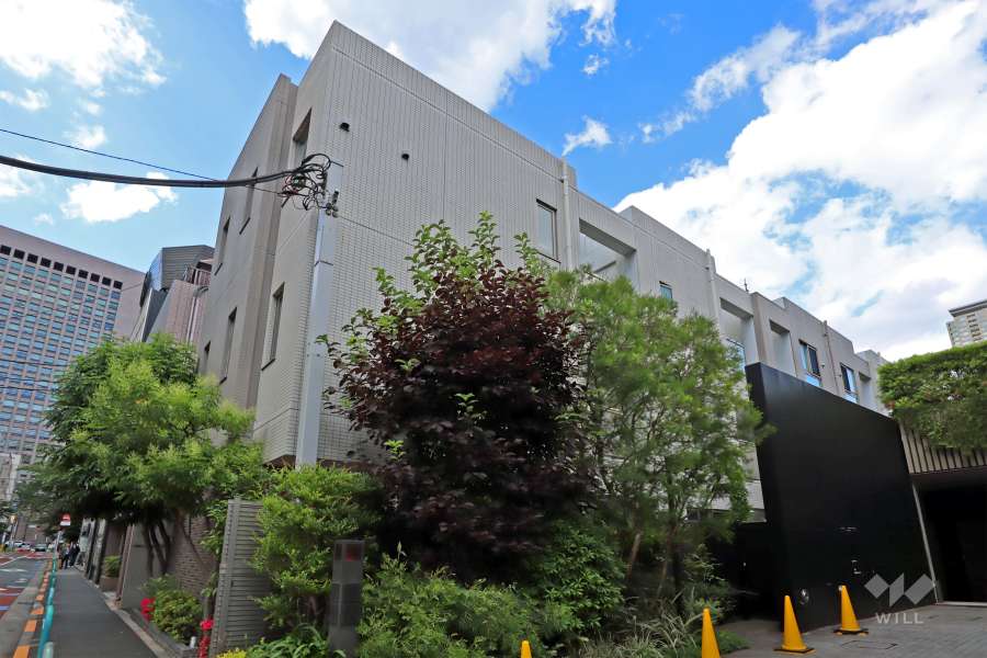 オープンレジデンス南青山イーストテラスの外観(南側から)