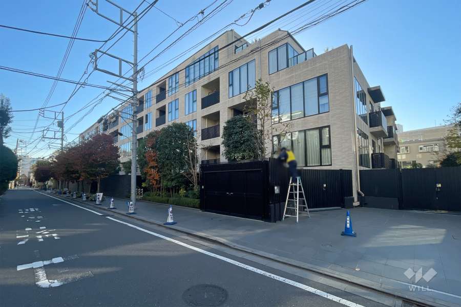 グランスイート広尾の外観（北東側から）