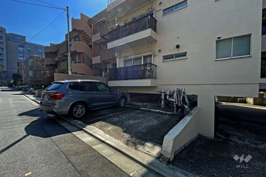 敷地内駐車場（屋外平面式）