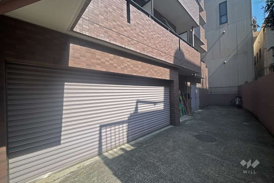 駐車場の出入り口