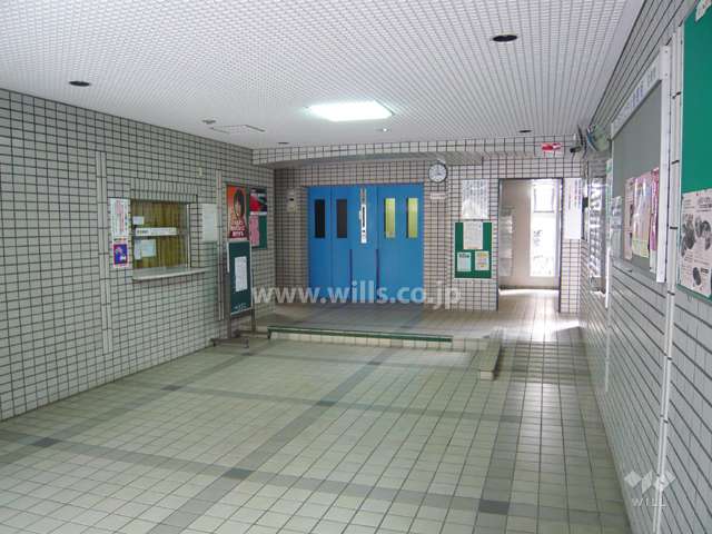 エントランスホール