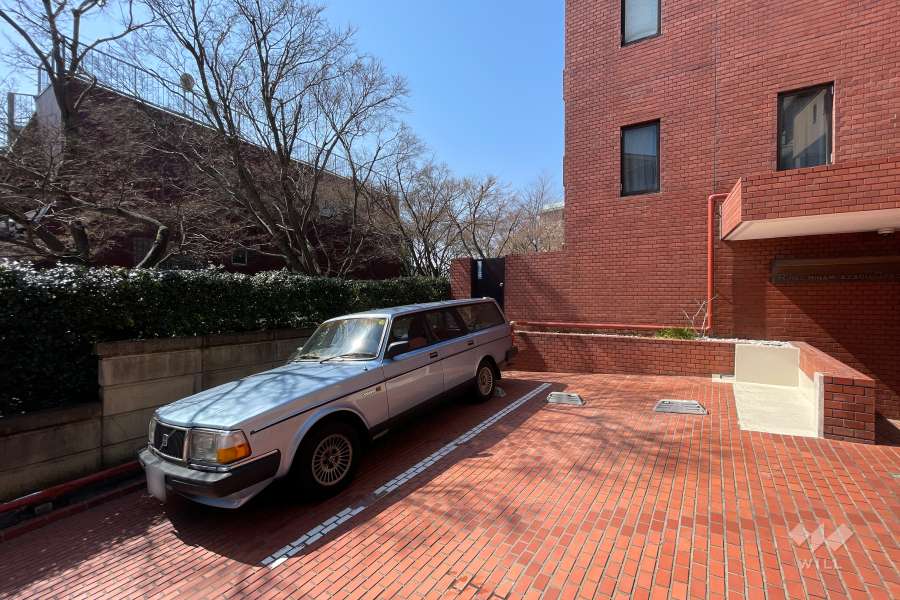 敷地内駐車場（屋外平面式）