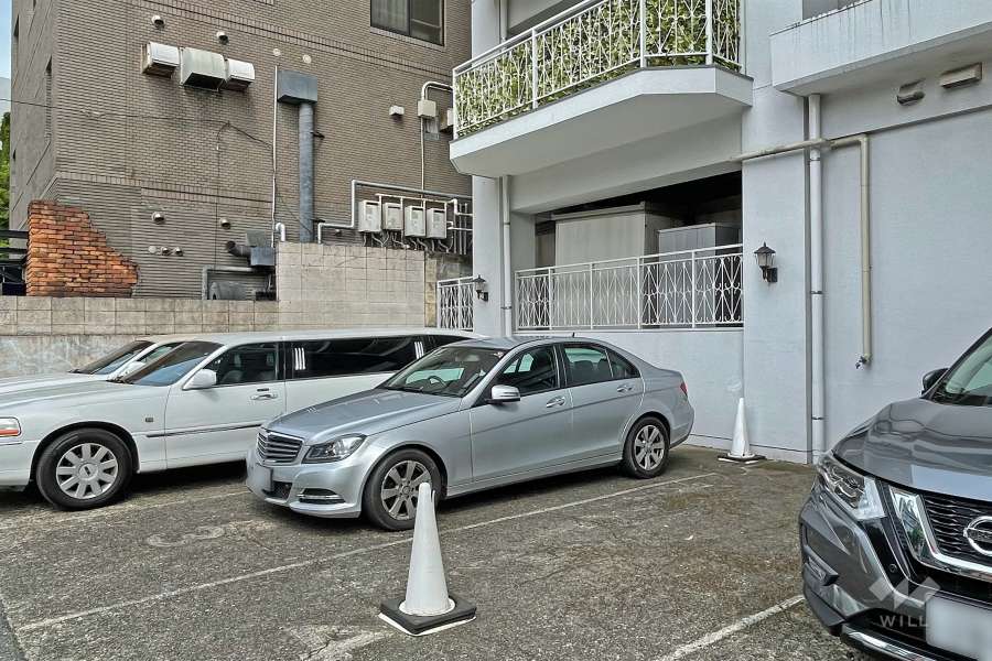 敷地内駐車場（屋外平面式）