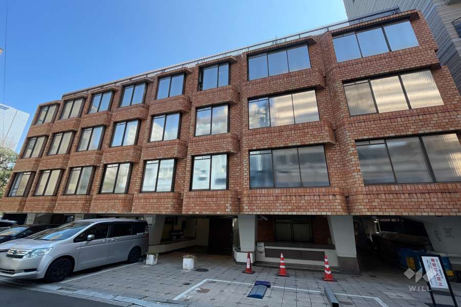 バルミー赤坂の外観（北西側から）