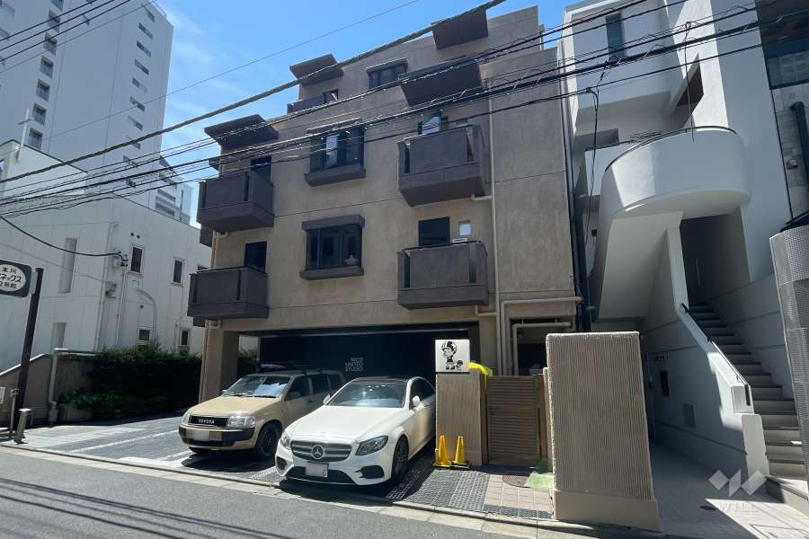 氷川アネックス２号館の外観（北側から）