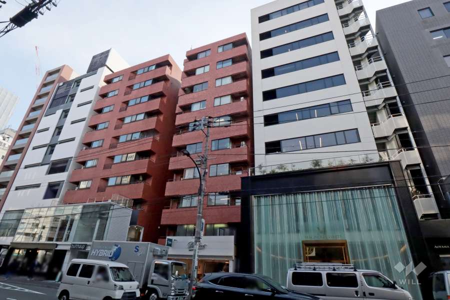 南青山ユニハイツの外観(北側から)