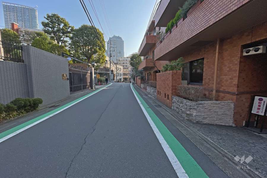 敷地の前面道路