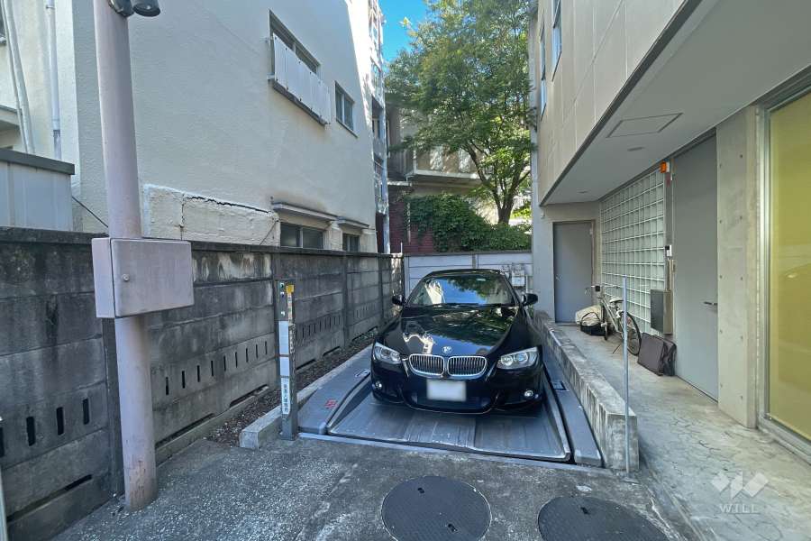 敷地内駐車場（屋外機械式）
