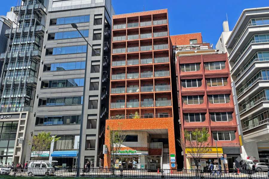 ランジェ青山の外観(南側から)