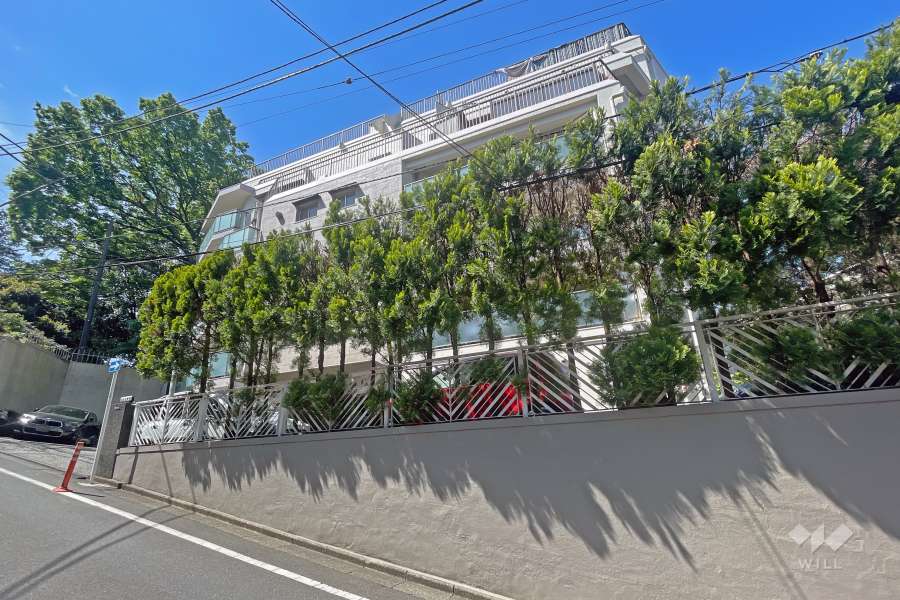 メゾン赤坂の外観（北東側から）