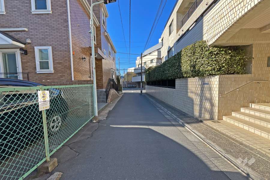 敷地南東側前面道路