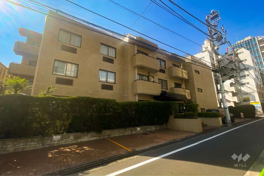 イースタンホームズ六本木の外観（北東側から）