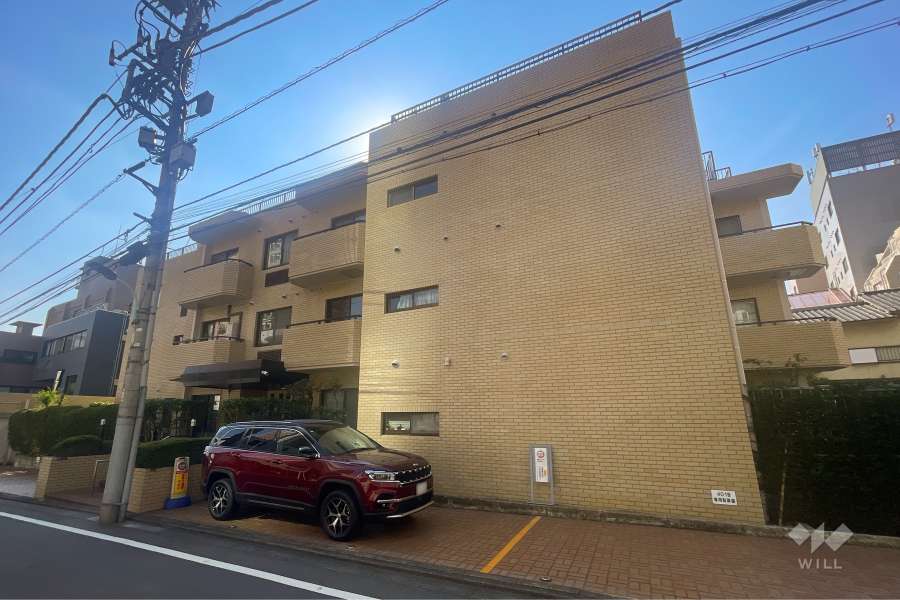 イースタンホームズ六本木の外観（北側から）