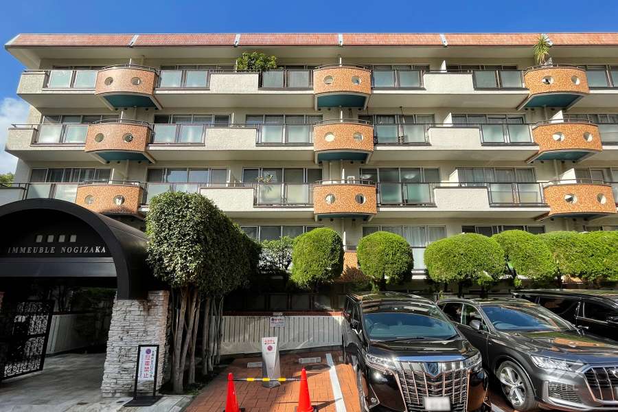 ルイマーブル乃木坂の外観（南西側から）