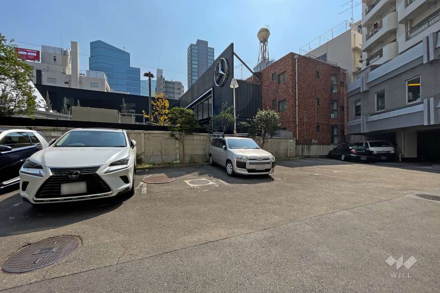 敷地内駐車場（屋外平面式）