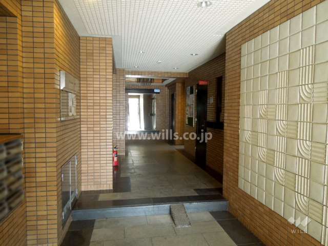 エントランスホール