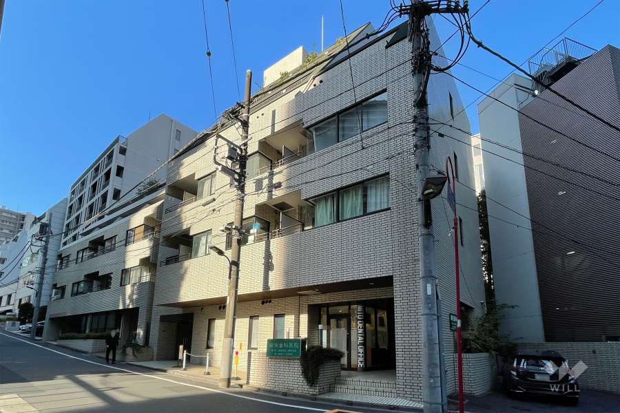 ディアシティ赤坂東館の外観（南東側から）