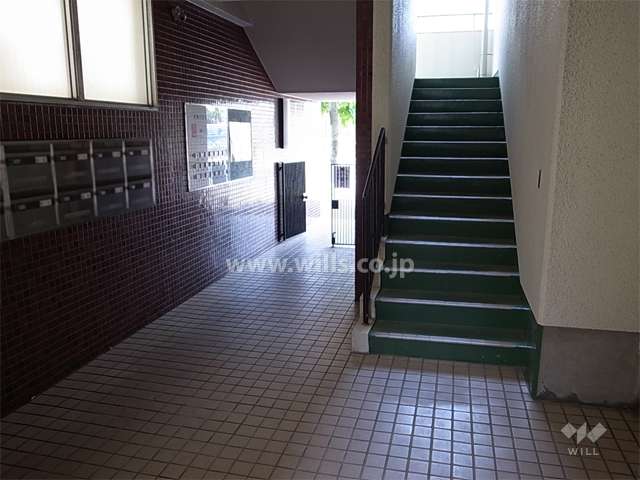 エントランスホール