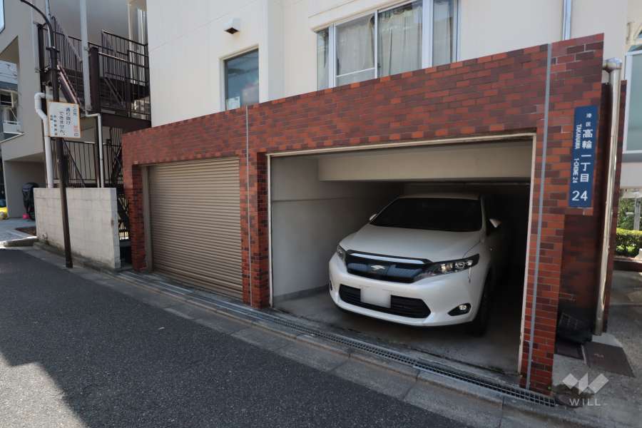 敷地内駐車場（屋内平面式）
