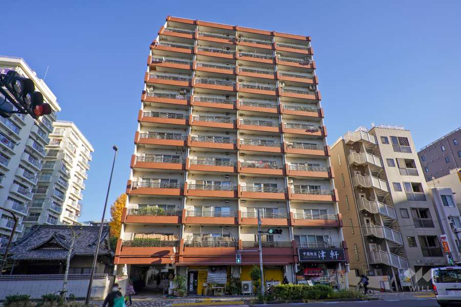 クレール三田の外観（西側から）