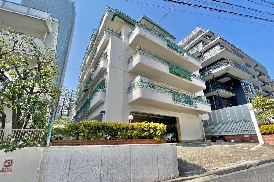 赤坂桧町公園アーバンライフの外観（東側から）