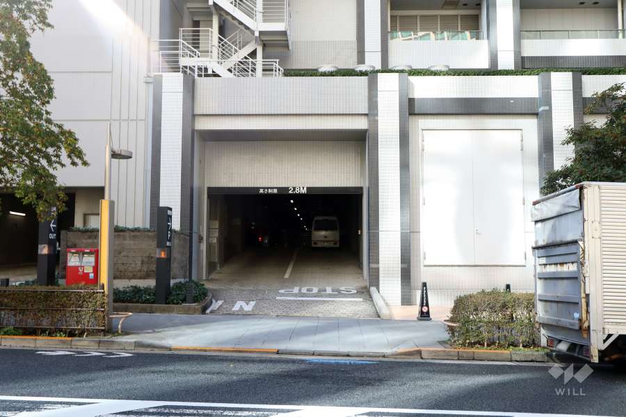 駐車場の出入り口