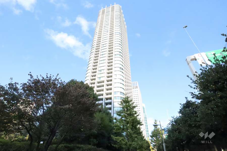 東京ツインパークスライトウイングの外観(南東側から)　　