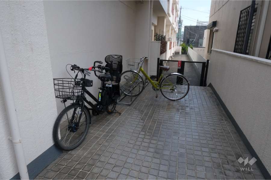 駐輪場