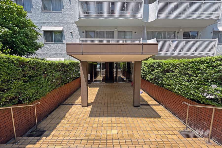 エントランスアプローチ