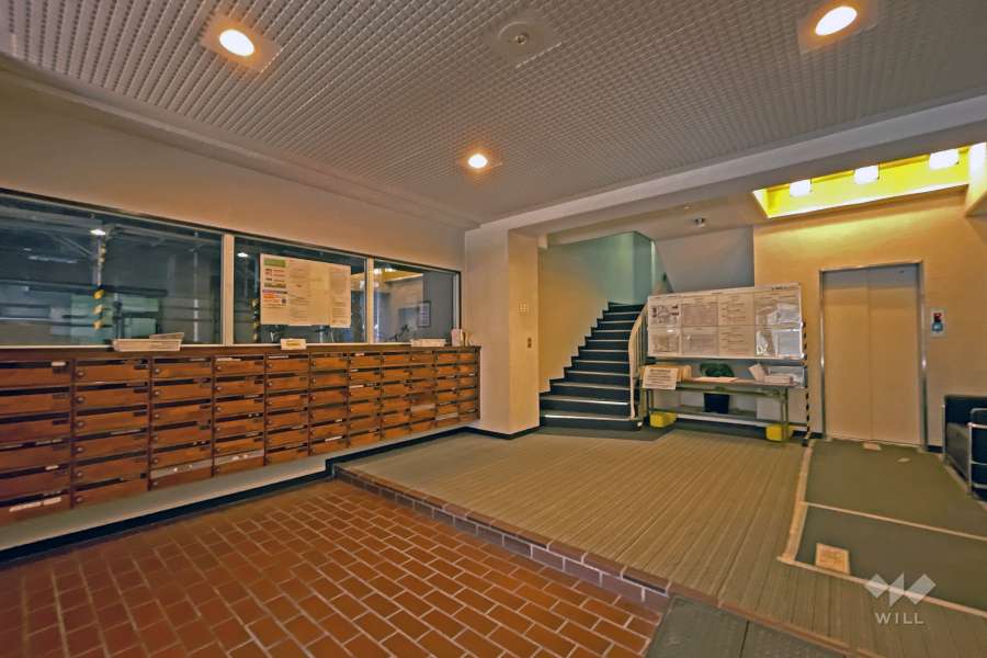 エントランス内