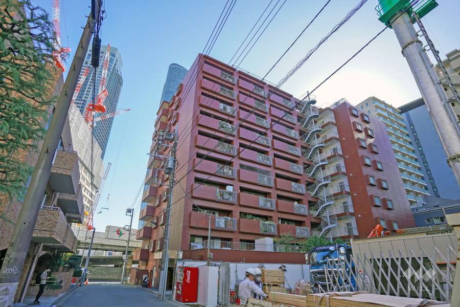 アンバサダー六本木の外観（北西側から）