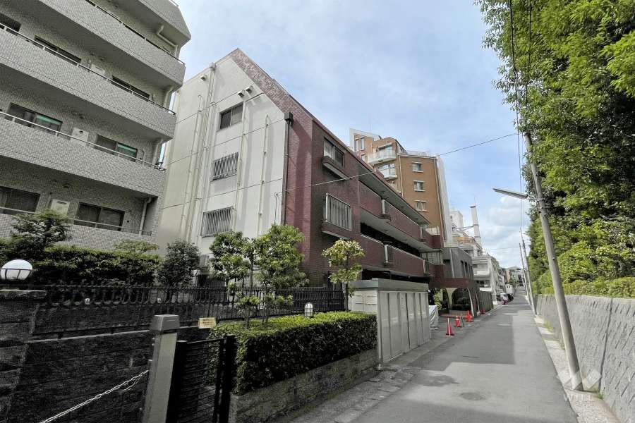 高輪グリーンハイツの外観（北東側から）