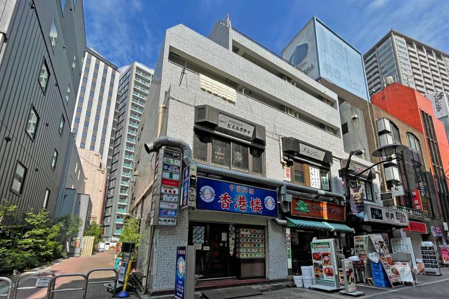 赤坂ロイヤルプラザの外観（北西側から）