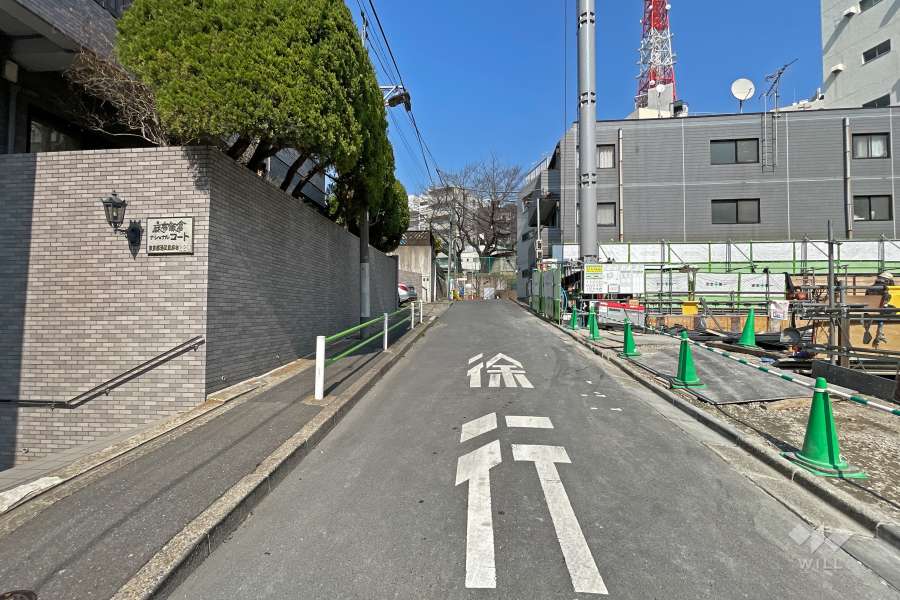 敷地南東側前面道路