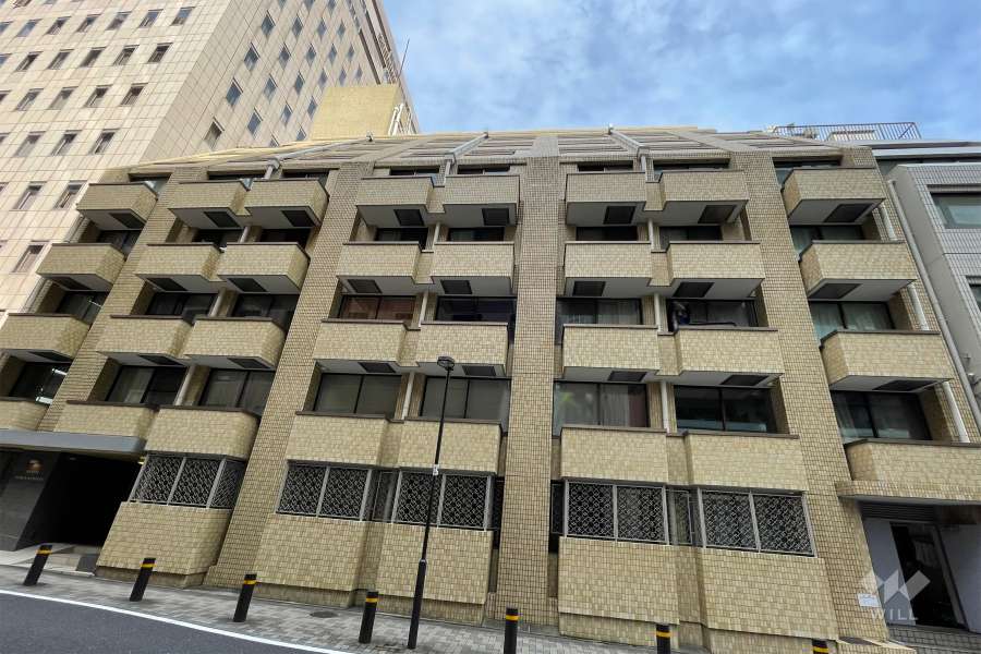 朝日虎ノ門マンションの外観（南東側から）　