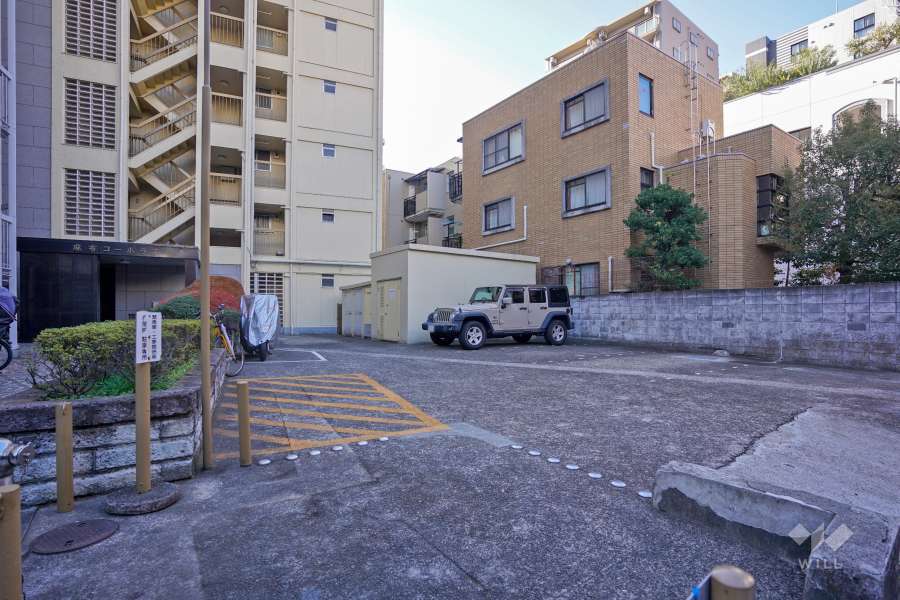 敷地内駐車場（屋外平面式）