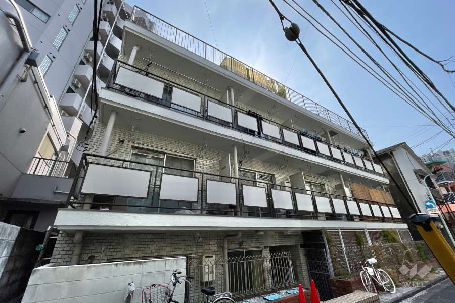 麻布霞町プリンスマンションの外観（北西側から）