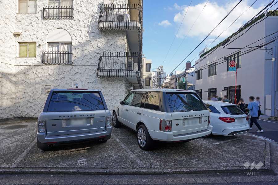 敷地内駐車場（屋外平面式）