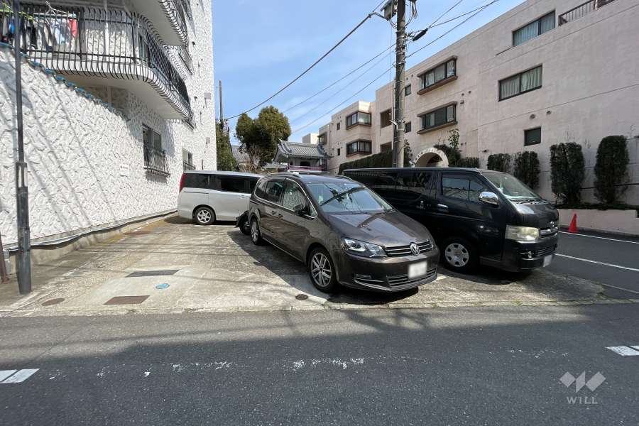 敷地内駐車場（屋外平面式）