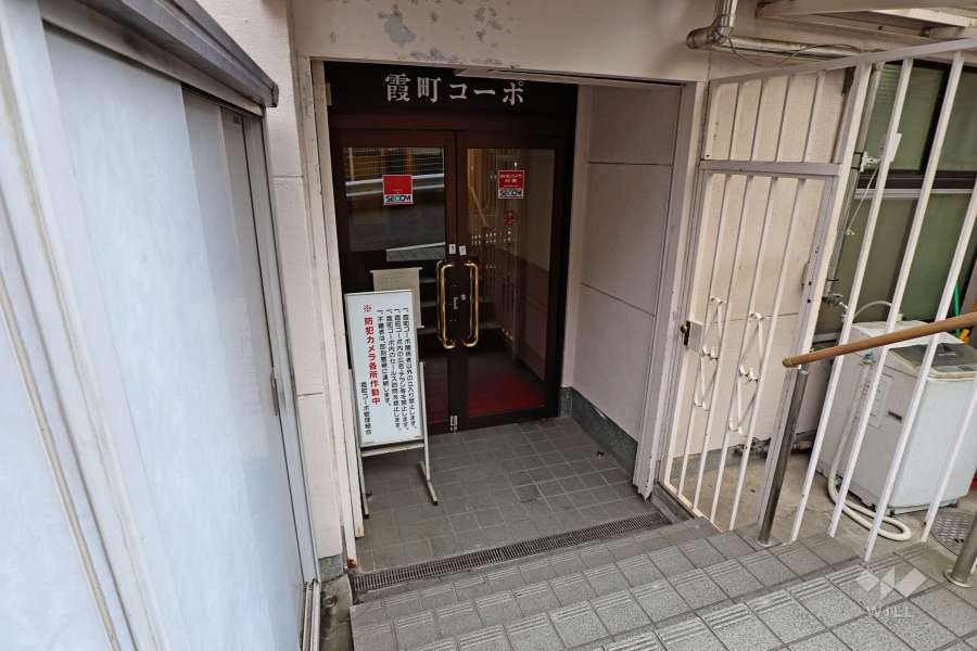 エントランス（裏側）