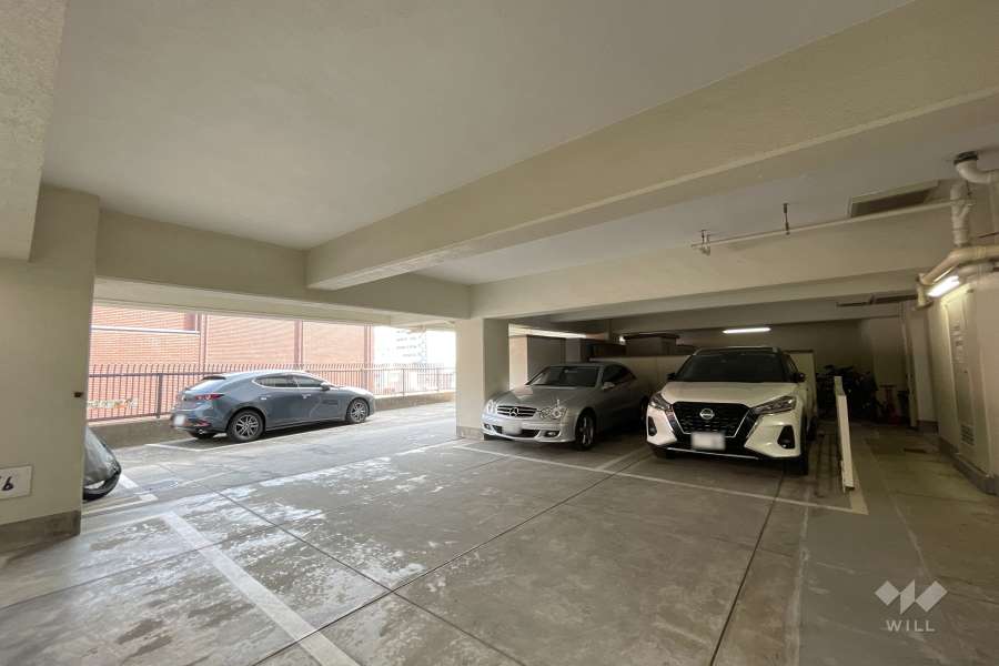 敷地内駐車場（屋内平面式）　