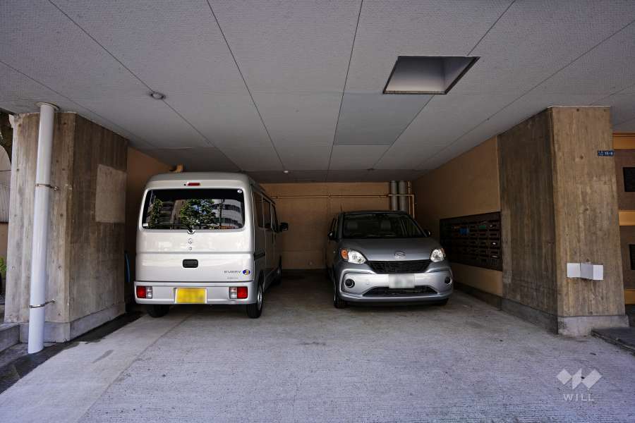 敷地内駐車場（屋内平面式）